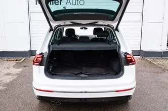 Volkswagen Tiguan, 2.0, 132 kW, bensiin, automaat, nelikvedu