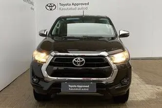 Toyota Hilux, 2.4, 110 kW, diesel, manual, four-wheel drive