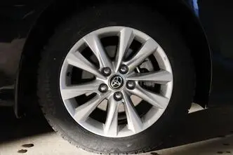 Toyota Corolla, 1.8, 72 kW, hübriid, automaat, esivedu