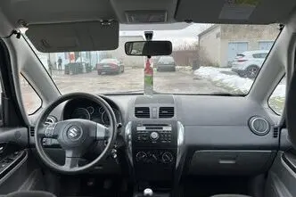 Suzuki SX4, 1.5, 82 kW, petrol, manual, front-wheel drive