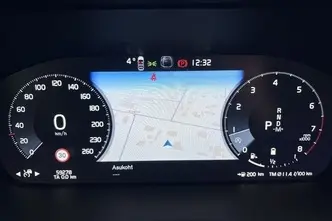 Volvo XC90, 2.0, 220 kW, hybrid, automatic, four-wheel drive