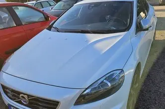 Volvo V40, 2.0, 88 kW, diesel, manual, front-wheel drive