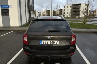 Škoda Superb, 1.8, 118 kW, petrol, automatic, front-wheel drive