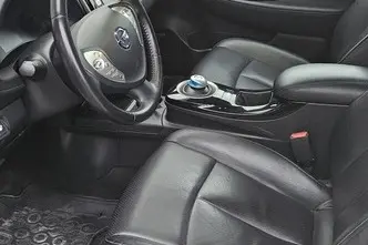 Nissan Leaf, 80 kW, elekter, automaat, esivedu
