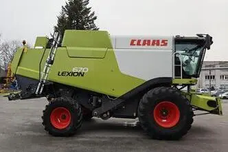 Claas Lexion 670, 329 kW, diesel