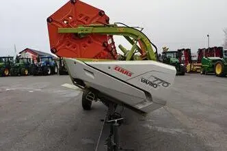 Claas Lexion 670, 329 kW, diesel