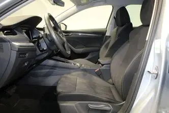 Škoda Octavia, 1.5, 110 kW, hybrid, automatic, front-wheel drive