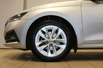 Škoda Octavia, 1.5, 110 kW, hybrid, automatic, front-wheel drive