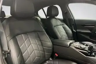 BMW 520, 145 kW, hibrīds, automātiskā, pilnpiedziņa