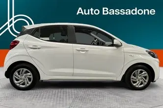 Hyundai i10, 1.0, 46 kW, petrol, manual, front-wheel drive