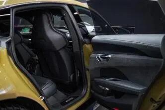 Audi RS e-tron GT, 142 kW, elektrība, automātiskā, pilnpiedziņa