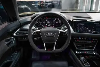 Audi RS e-tron GT, 142 kW, elektrība, automātiskā, pilnpiedziņa