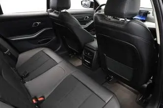 BMW 330, 2.0, 215 kW, petrol, automatic, four-wheel drive