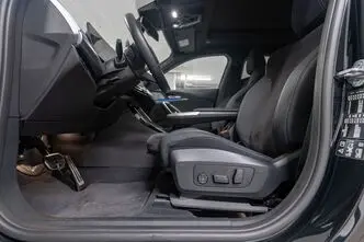 BMW X2, 2.0, 110 kW, hybrid, automatic, four-wheel drive