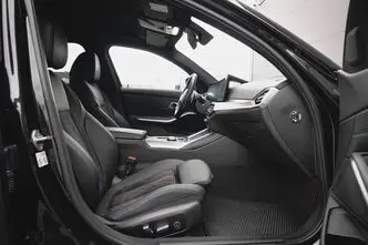 BMW 320, 2.0, 140 kW, hybrid, automatic, four-wheel drive