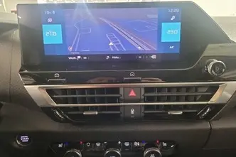 Citroën C4, electric, automatic, front-wheel drive