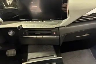 Opel Astra, 1.2, 96 kW, petrol, automatic, front-wheel drive