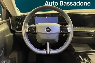 Opel Astra, 1.2, 96 kW, petrol, automatic, front-wheel drive