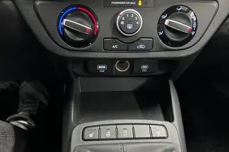 Hyundai i10, 1.0, 46 kW, petrol, manual, front-wheel drive