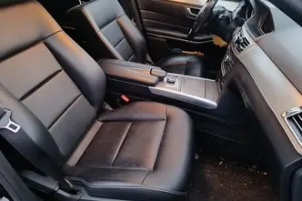 Mercedes-Benz E 220, 2.1, 125 kW, dīzelis, automātiskā, aizmugurējā piedziņa