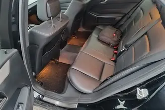 Mercedes-Benz E 220, 2.1, 125 kW, dīzelis, automātiskā, aizmugurējā piedziņa