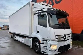Mercedes-Benz Actros, 235 kW, diesel, automatic