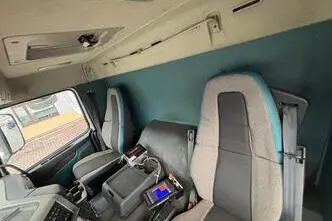 Volvo FM460, 345 kW, diesel, automatic