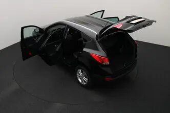 Hyundai ix35, 1.6, 99 kW, petrol, manual, front-wheel drive