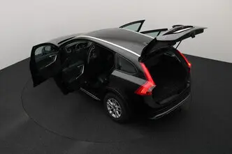 Volvo V60 Cross Country, 2.0, 110 kW, diesel, automatic, front-wheel drive