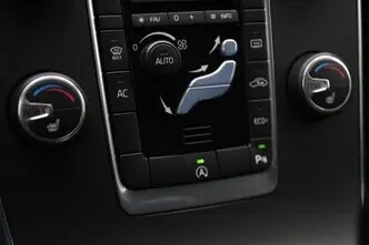 Volvo V60 Cross Country, 2.0, 110 kW, diesel, automatic, front-wheel drive