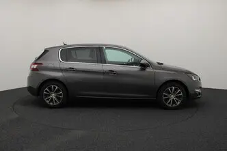Peugeot 308, 1.2, 96 kW, бензин, механическая, передний привод