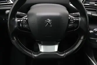 Peugeot 308, 1.2, 96 kW, бензин, механическая, передний привод