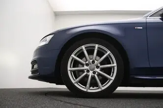 Audi A4, 1.8, 125 kW, petrol, automatic, front-wheel drive