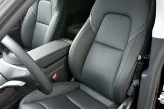 Tesla Model Y, 393 kW, электричество, автомат, полный привод