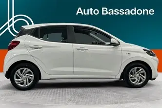 Hyundai i10, 1.0, 46 kW, petrol, manual, front-wheel drive