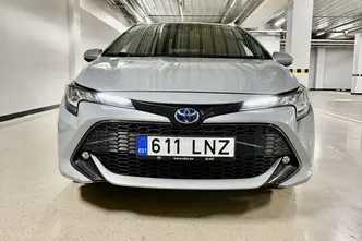 Toyota Corolla, 1.8, 72 kW, hybrid, automatic, front-wheel drive