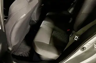 Toyota Corolla, 1.8, 72 kW, hybrid, automatic, front-wheel drive