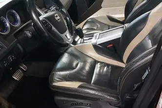 Volvo XC60, 2.4, 120 kW, diesel, automatic, four-wheel drive