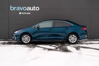 Toyota Corolla, 1.8, 72 kW, hybrid, automatic, front-wheel drive