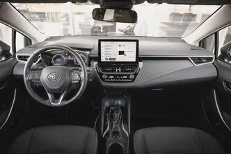 Toyota Corolla, 1.8, 72 kW, hybrid, automatic, front-wheel drive