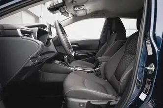 Toyota Corolla, 1.8, 72 kW, hybrid, automatic, front-wheel drive