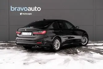 BMW 318, 2.0, 110 kW, hybrid, automatic, rear-wheel drive