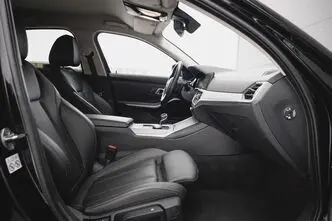 BMW 318, 2.0, 110 kW, hybrid, automatic, rear-wheel drive