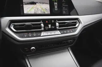 BMW 318, 2.0, 110 kW, hybrid, automatic, rear-wheel drive