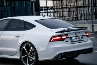 Audi RS7, 4.0, 412 kW, petrol, automatic, four-wheel drive