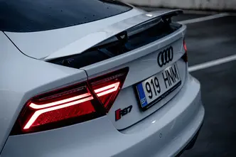 Audi RS7, 4.0, 412 kW, petrol, automatic, four-wheel drive