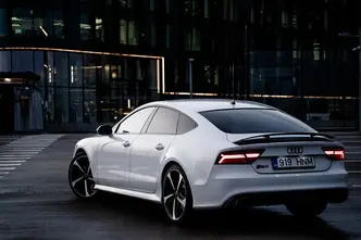 Audi RS7, 4.0, 412 kW, petrol, automatic, four-wheel drive