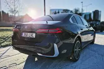 BMW i5, 250 kW, elektrība, automātiskā, aizmugurējā piedziņa