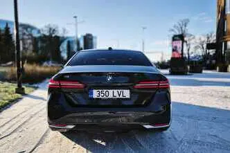 BMW i5, 250 kW, elektrība, automātiskā, aizmugurējā piedziņa