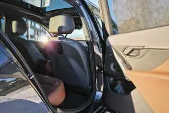 BMW i5, 250 kW, elektrība, automātiskā, aizmugurējā piedziņa